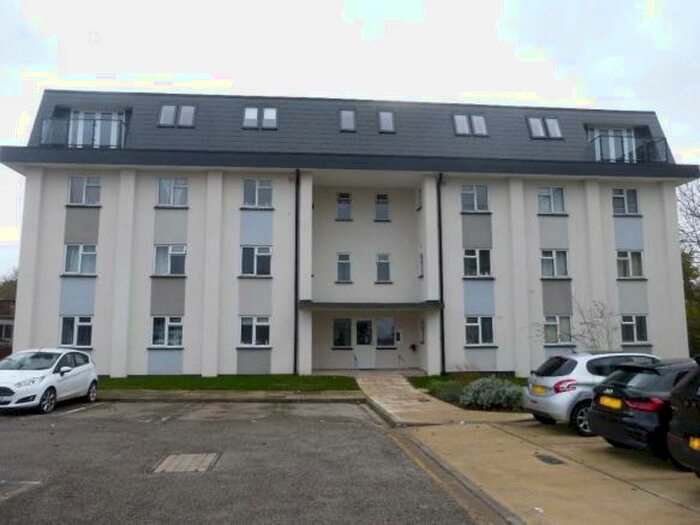 2 Bedroom Flat To Rent In Judith Anne Court, Westbury Terrace, Upminster, RM14