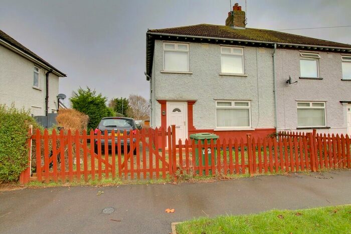 3 Bedroom Semi-Detached House To Rent In Eastwood Avenue, March, PE15
