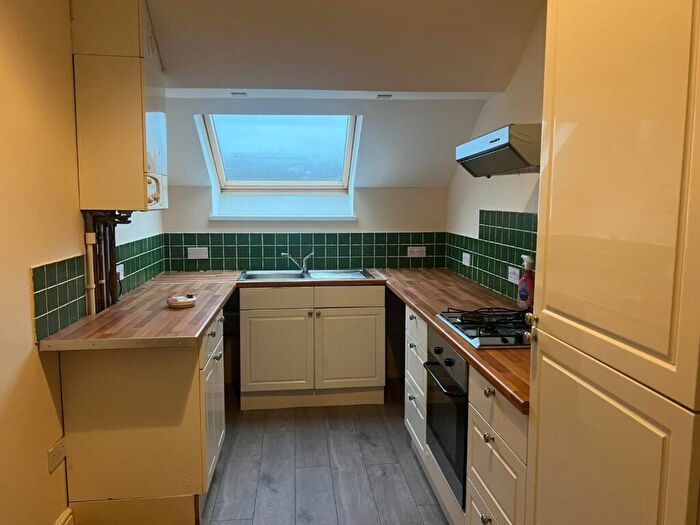 1 Bedroom Flat To Rent In Hill Street, Nantymoel, Bridgend, CF32