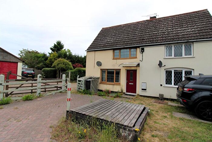 2 Bedroom Cottage To Rent In London Road, Stretton On Dunsmore, Rugby, CV23