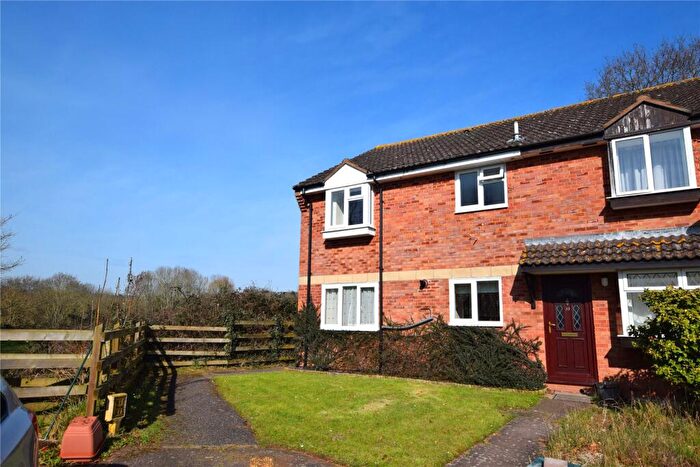 1 Bedroom End Of Terrace House To Rent In Mincinglake, Exeter, Devon, EX4