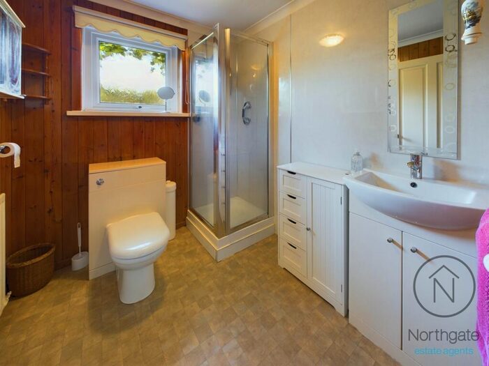 2 Bedroom Detached Bungalow For Sale In Clarence Green, Newton Aycliffe, DL5