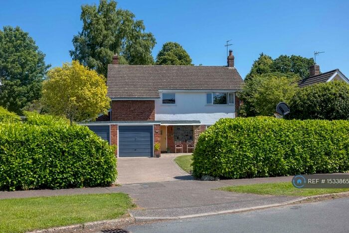 4 Bedroom Detached House To Rent In Brettingham Avenue, Norwich, NR4