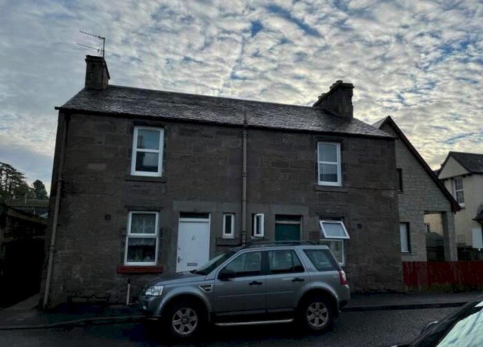 Studio To Rent In 23 Belmont Street, Newtyle, Blairgowrie, Ph!" PH12