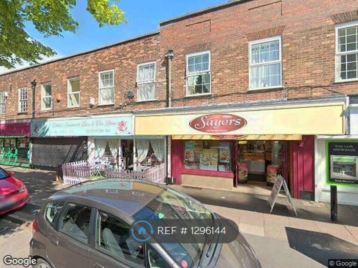 2 Bedroom Flat To Rent In Canterbury Road, Trafford M41