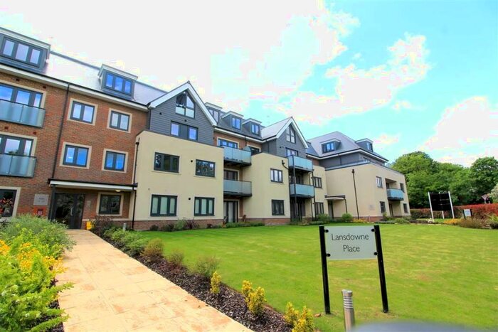 2 Bedroom Apartment To Rent In Institute Road, Taplow, SL6