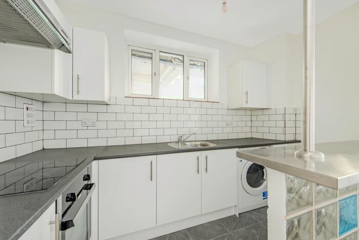 Studio To Rent In Maida Vale, London, W9