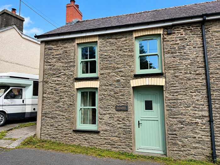 3 Bedroom Semi-Detached House For Sale In Cribyn, Lampeter, SA48