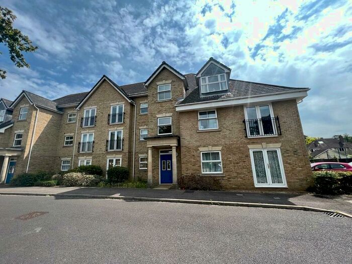 2 Bedroom Apartment To Rent In Marshall Square, Southampton, Hampshire, SO15