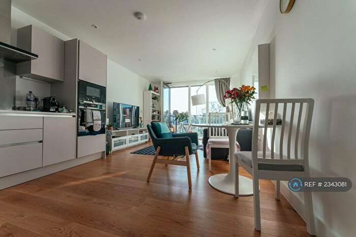 1 Bedroom Flat To Rent In Lichfield House, London, NW6