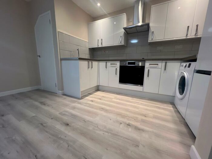 2 Bedroom House To Rent In Duncombe Road, Bristol, Bristol, BS1