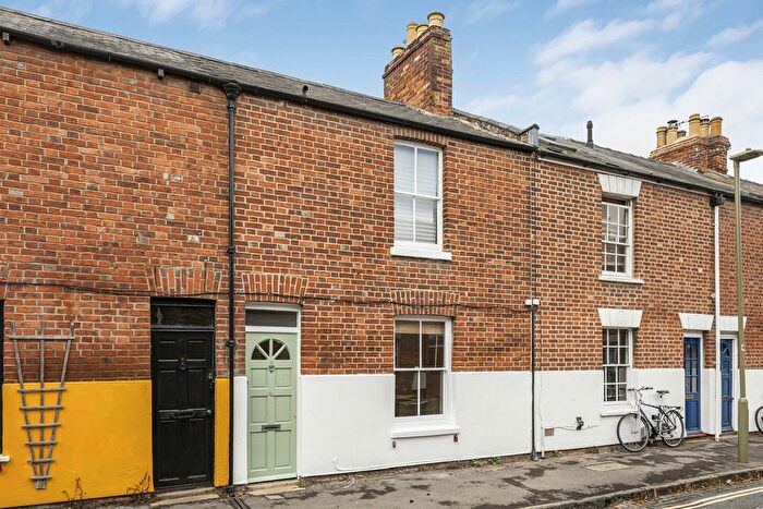 2 Bedroom Terraced House For Sale In Earl Street, Oxford, OX2