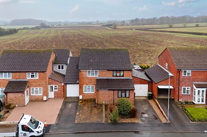 4 Bedroom Semi Detached House For Sale In Clanfield, Sherborne, DT9