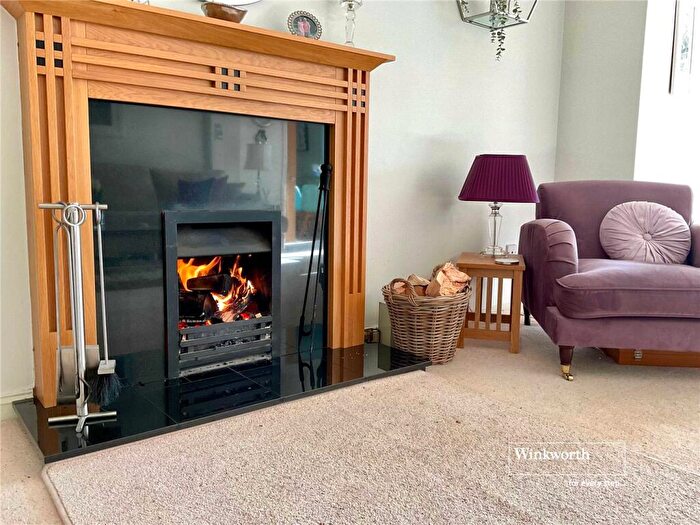 5 Bedroom Detached House For Sale In Stuart Road, Highcliffe, Dorset, BH23