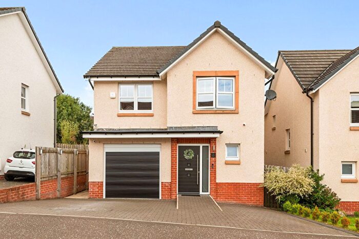 4 Bedroom Detached House For Sale In Toptowie Drive, Denny, FK6