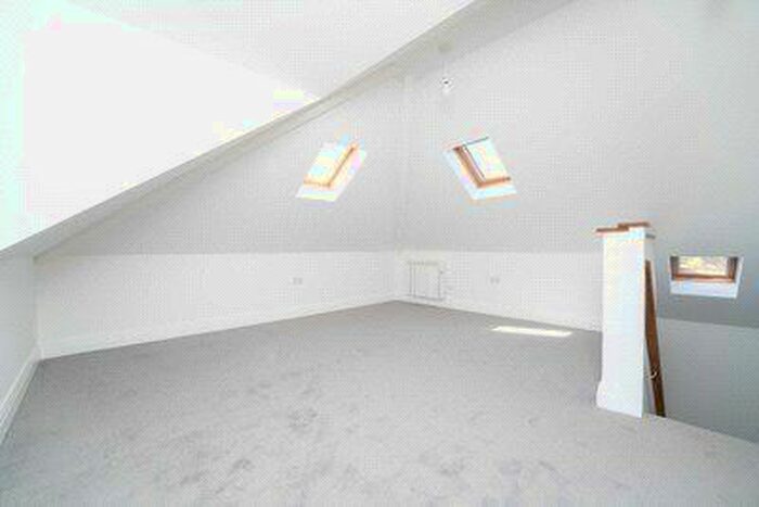 1 Bedroom Flat To Rent In Armstrong Road, Englefield Green, Egham, Surrey, TW20