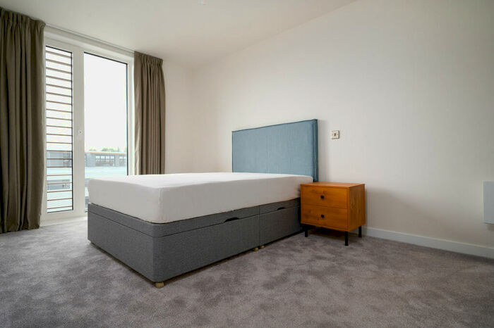 3 Bedroom Flat To Rent In The Kell, Gillingham Gate Road, Gillingham, ME4