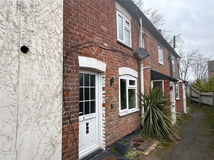 2 Bedroom Terraced House To Rent In Barnwood Road, Gloucester, GL4