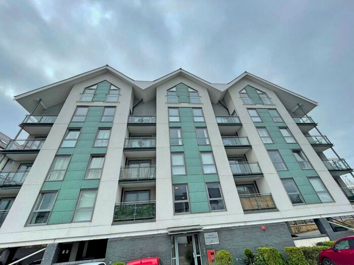 1 Bedroom Flat To Rent In Phoebe Road, Copper Quarter, Swansea., SA1