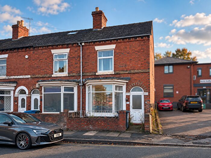 4 Bedroom Terraced House To Rent In Gladstone Street, Stoke-On-Trent, ST4