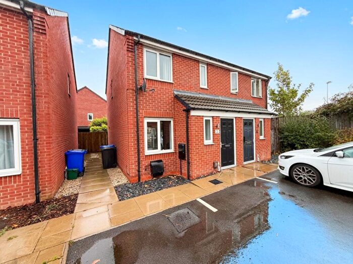 2 Bedroom Semi Detached House To Rent In Adkins Close, Burton-On-Trent, DE14