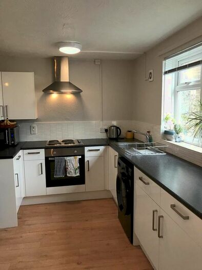 2 Bedroom Flat To Rent In Purton, Swindon, SN5