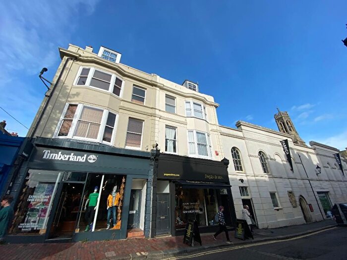 3 Bedroom Flat To Rent In Duke Street, Brighton, BN1