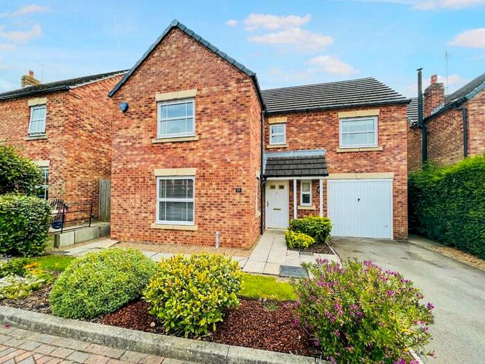 4 Bedroom Detached House For Sale In Sandwath Drive, Church Fenton, Tadcaster, LS24