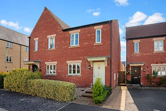 2 Bedroom Semi-Detached House For Sale In Lancaster Corner, Moreton-in-Marsh, Gloucestershire, GL56