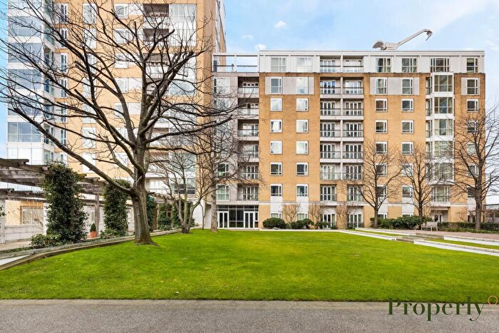 2 Bedroom Apartment To Rent In Belgrave Court, Westferry Circus, London, E14