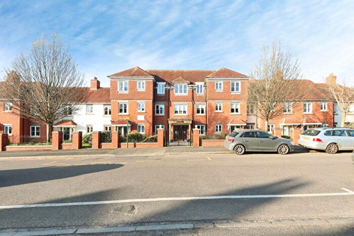 2 Bedroom Apartment For Sale In Union Road, Shirley, Solihull, B90