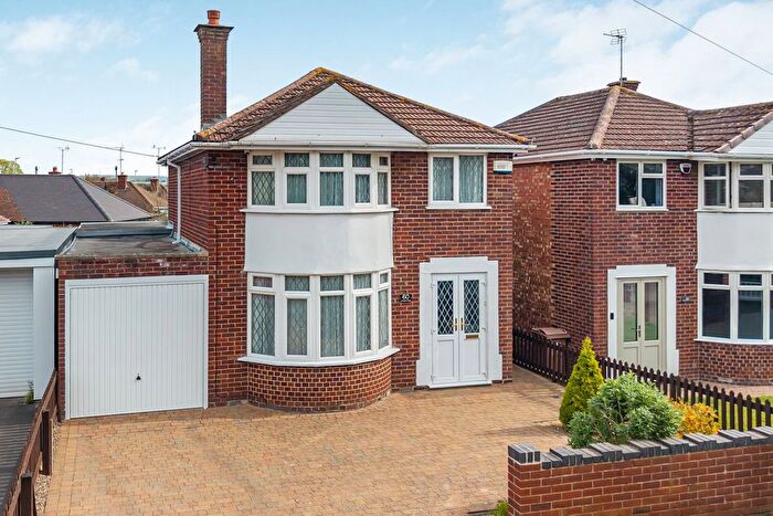 4 Bedroom Detached House For Sale In Farmfield Road, Warden Hill, Cheltenham, GL51