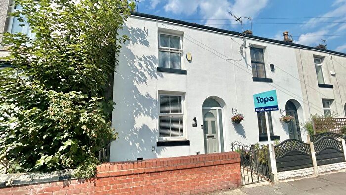2 Bedroom Terraced House For Sale In Heywood Road, Castleton, Rochdale, OL11
