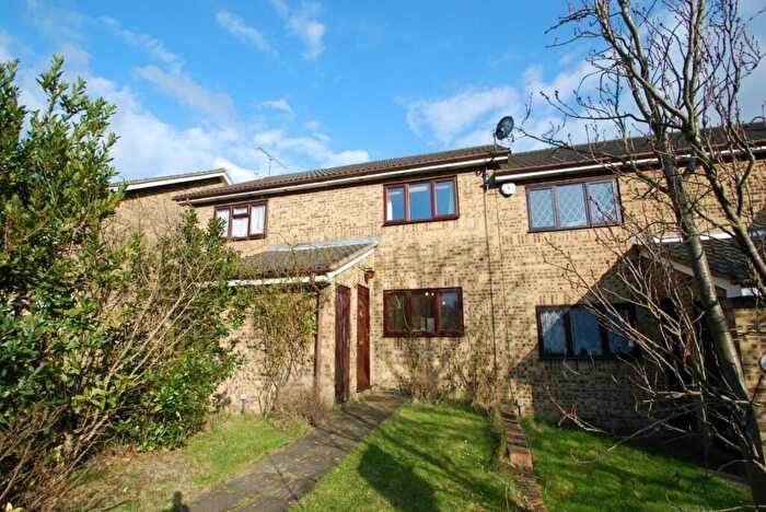 2 Bedroom Terraced House To Rent In Lent Rise Road, Burnham, Bucks, SL1