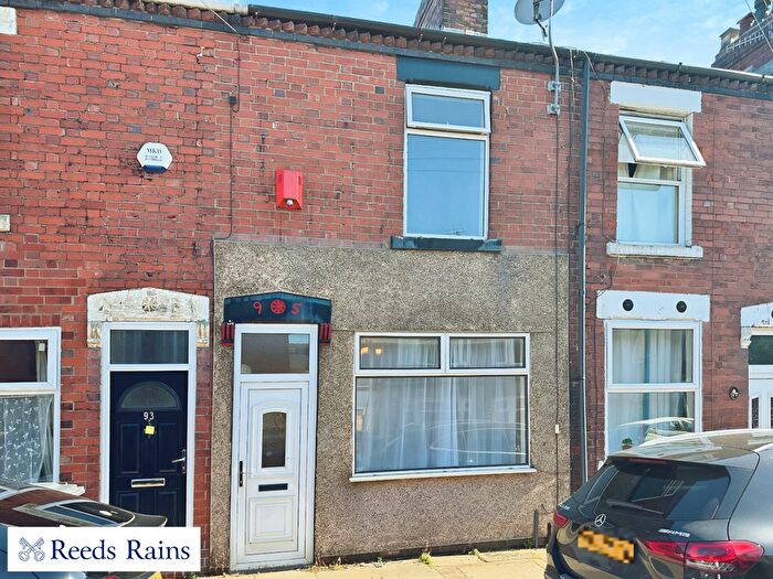 3 Bedroom Terraced House To Rent In Birks Street, Stoke-On-Trent, Staffordshire, ST4