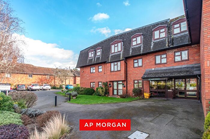1 Bedroom Flat For Sale In The Strand, Bromsgrove, Worcestershire, B61