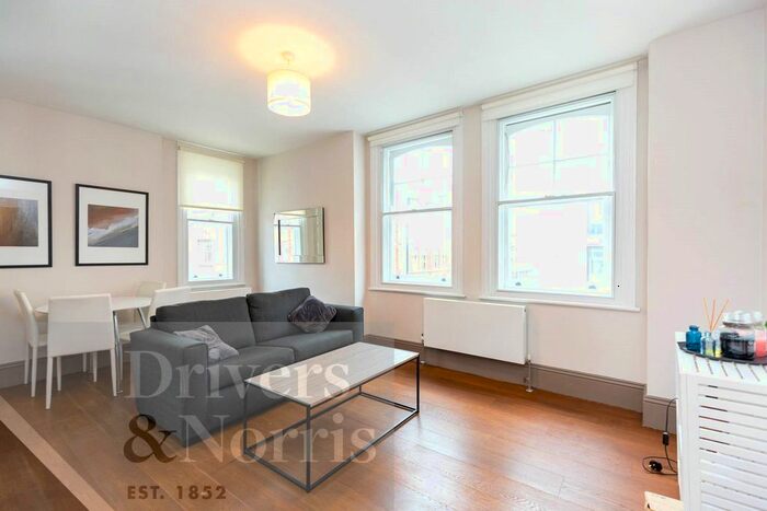 2 Bedroom Flat To Rent In Goodge Street, Fitzrovia, London, W1T