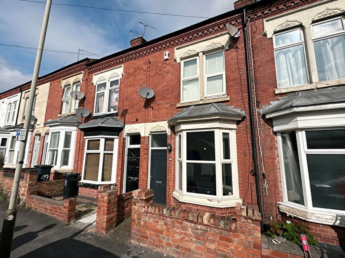 2 Bedroom Terraced House To Rent In Shaftesbury Road, Leicester, LE3
