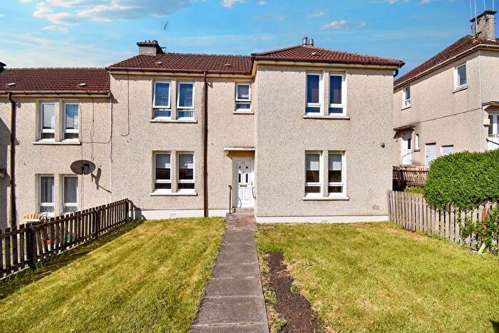 2 Bedroom Flat To Rent In Johnston Avenue, Kilsyth, G65
