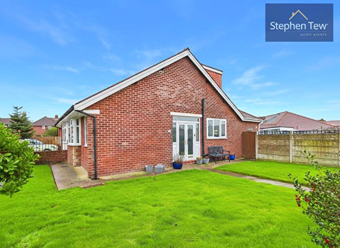 4 Bedroom Semi-Detached Bungalow For Sale In Annan Crescent, Blackpool, FY4
