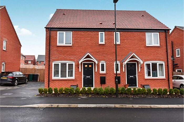 3 Bedroom House To Rent In Kingsgate Road, Chellaston, Derby, DE73