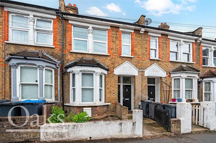 1 Bedroom Apartment For Sale In Gillet Road, Thornton Heath, CR7