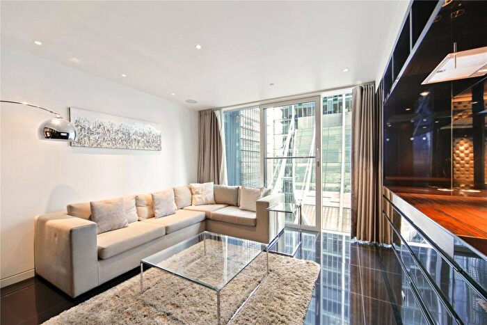 Apartment To Rent In The Heron, City Of London, EC2Y