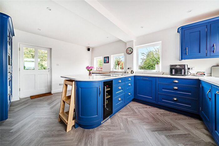 4 Bedroom Detached House For Sale In Topsham, Exeter, EX3