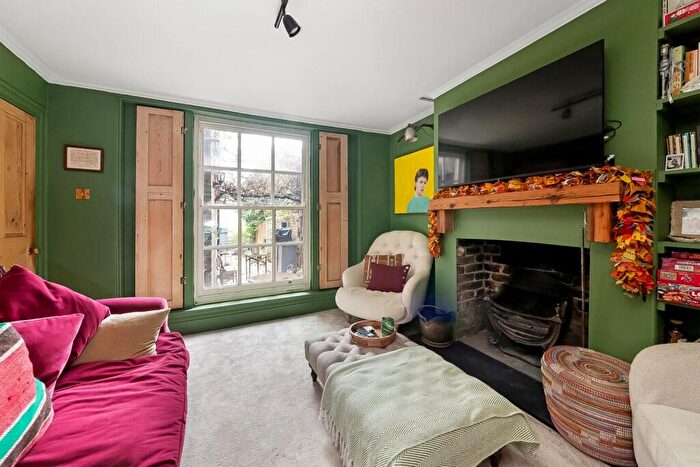 2 Bedroom Flat For Sale In Rokeby Road, Brockley, London, SE4