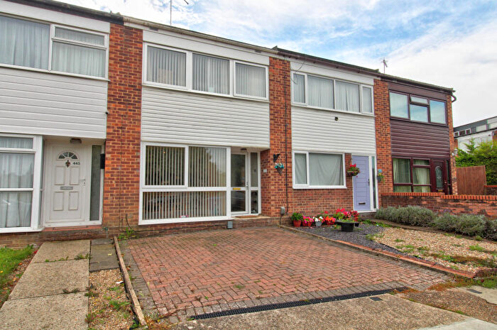 3 Bedroom Terraced House For Sale In Bramford Lane, Ipswich, IP1