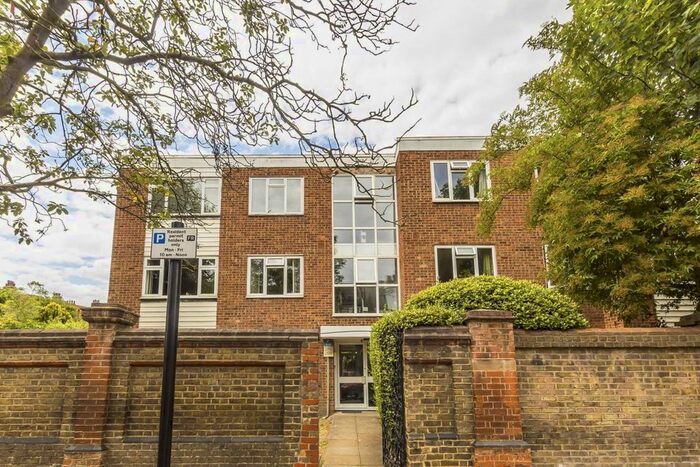 2 Bedroom Flat To Rent In Sutton Court Road, London, W4
