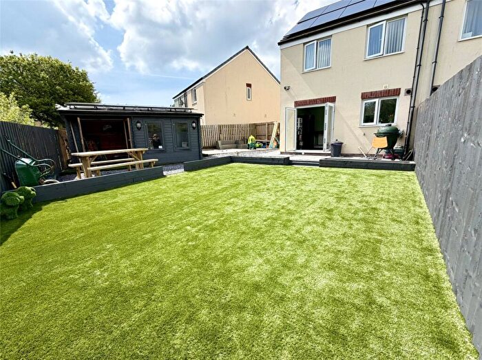 3 Bedroom Semi Detached House For Sale In Turnberry Close, Hubberston, Milford Haven, Pembrokeshire, SA73