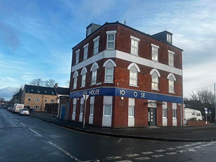 2 Bedroom Flat To Rent In Redbourne Street, Hull, HU3