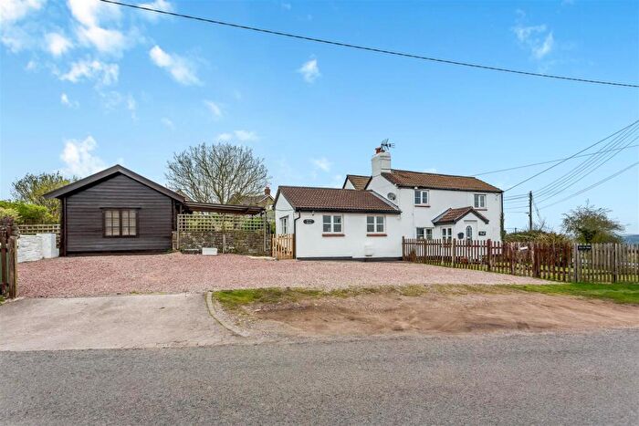 3 Bedroom Detached House For Sale In Beech Way, Bream, Lydney, GL15